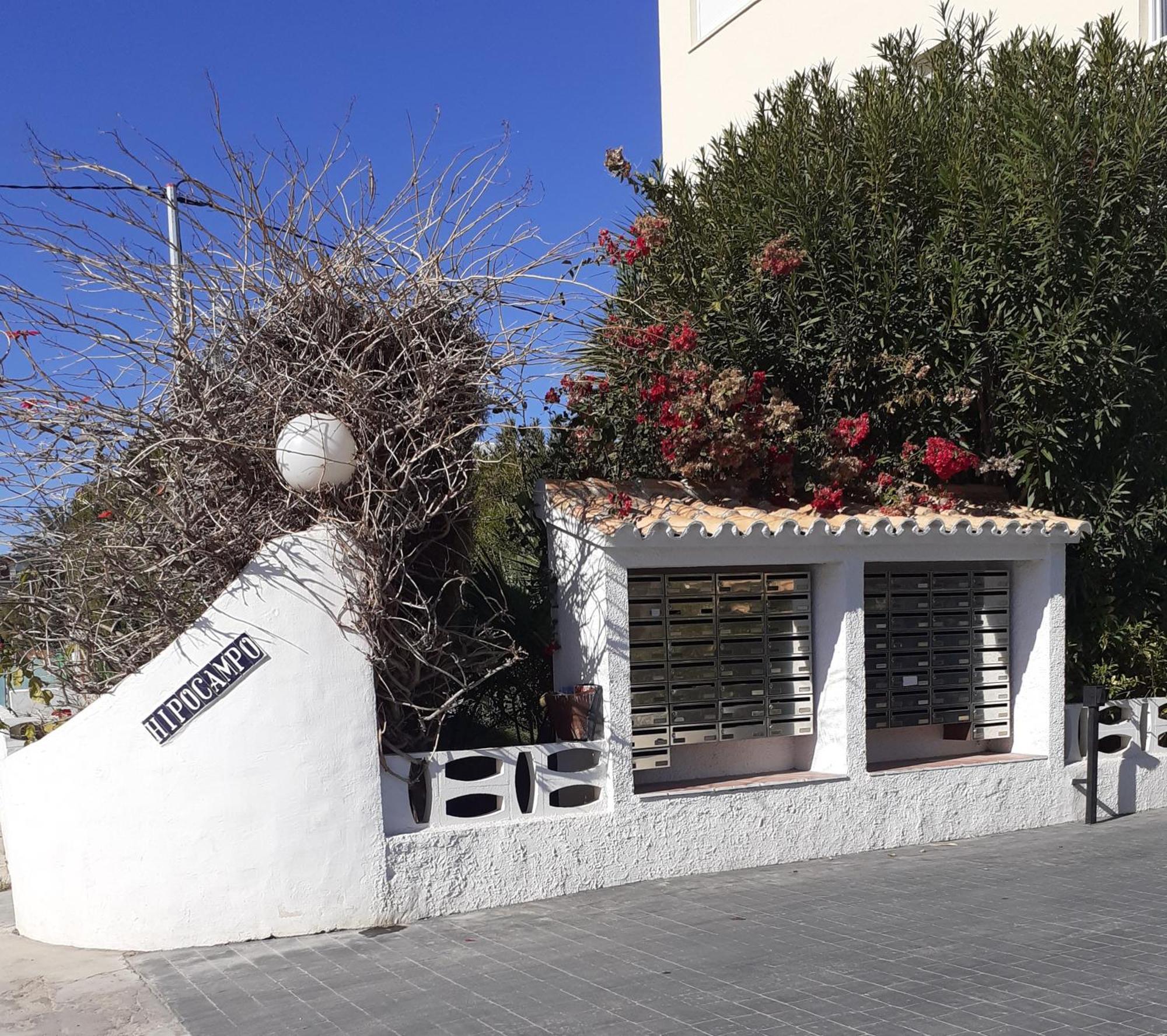 Oasis Apartments Playa Albaranas Dénia Esterno foto